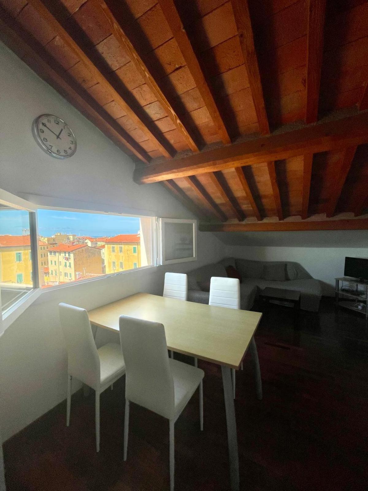 La Finestra Sul Porto Apartman Livorno Kültér fotó