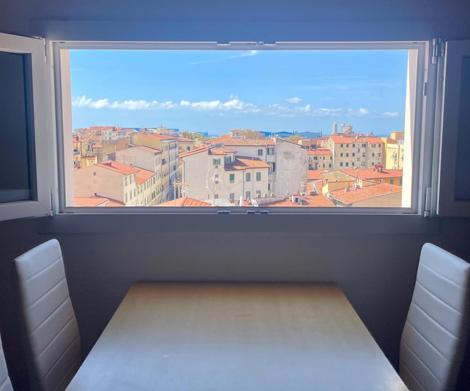 La Finestra Sul Porto Apartman Livorno Kültér fotó